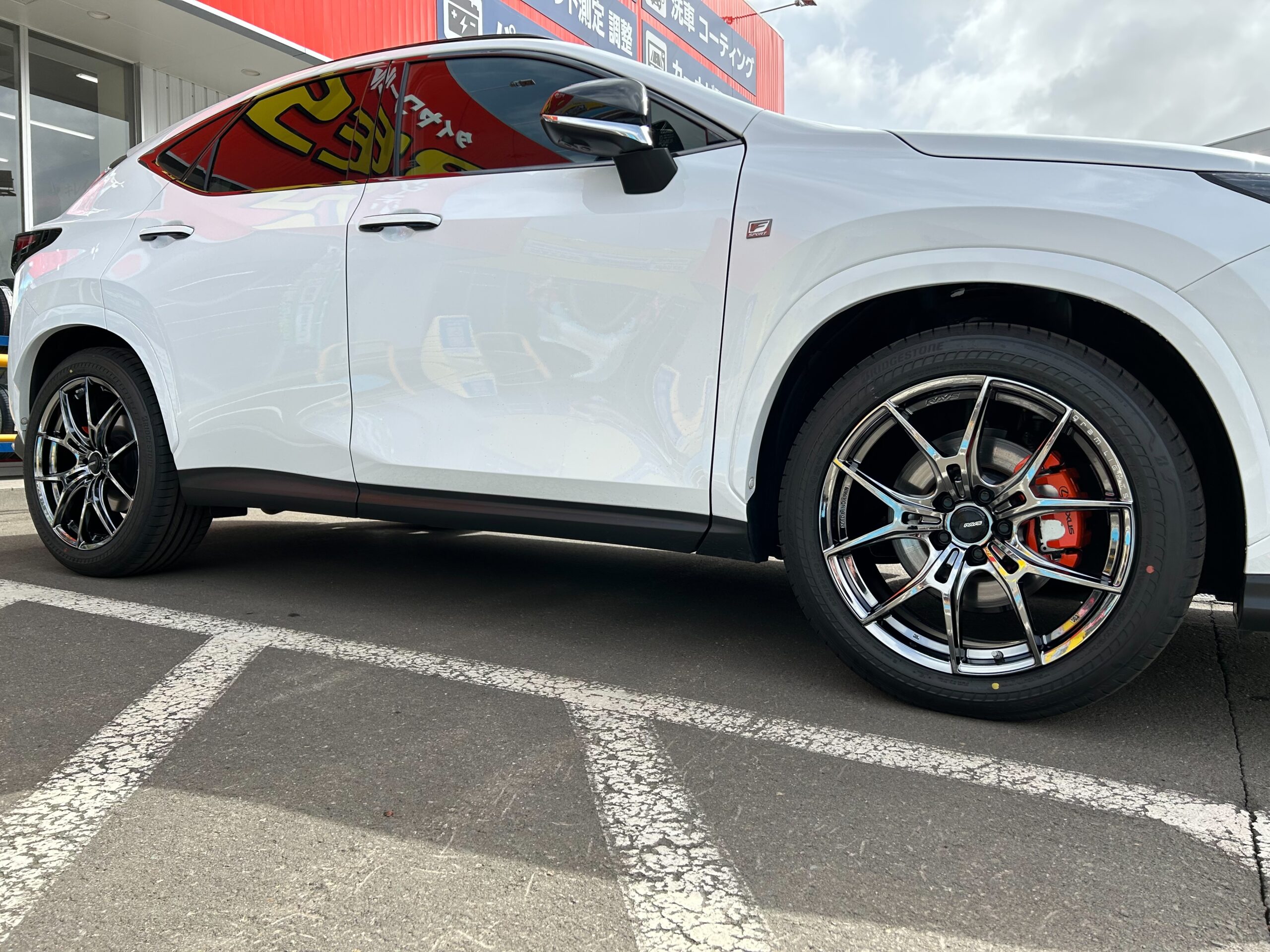 新型レクサスNXに新品セット‼️ | タイヤワールド館BEST