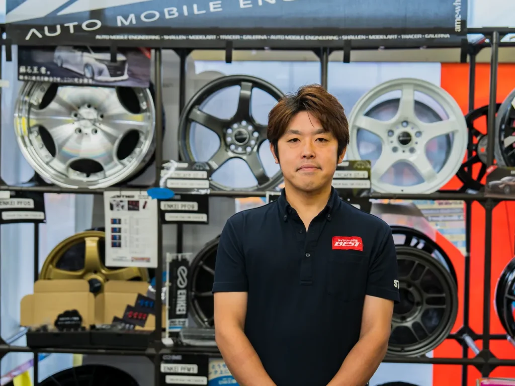 タイヤワールド館BEST苫小牧店スタッフの写真（店長）